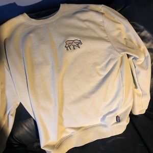 Patagonia Crewneck Wolf Embroidered Large Like New